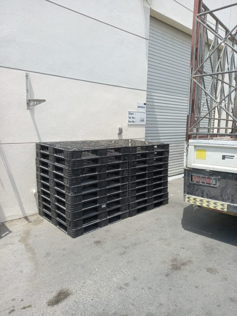 plastic-pallets-0542972176-Dubai-29